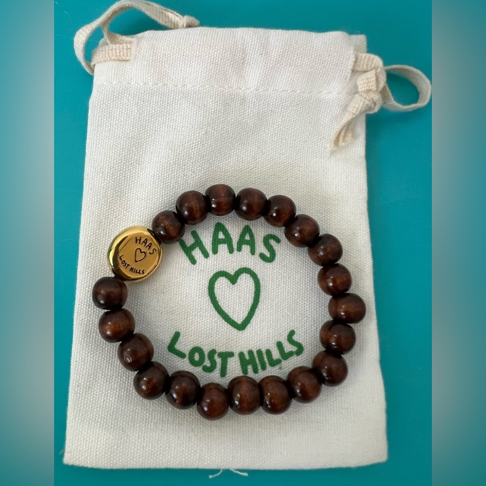 Haas Lost Hills Wood Beaded Jewelry Stretch Bracelet 6.5" and Draw String Bag